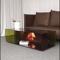 Table basse rectangulaire moderne en acrylique italien Rangement pratique et belle table à thé