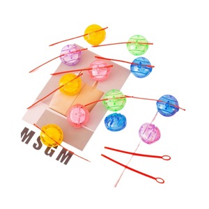 Toupie miniature transparente en plastique, jouet éducatif pour enfants de 4 à 7 ans, fonction de rotation, cadeau unisexe - Product Image 4