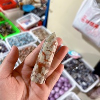 Pointes d'agate verte naturelle très demandées, tours polies, pierres de cristal, pierres précieuses de guérison, vente en gros en vrac