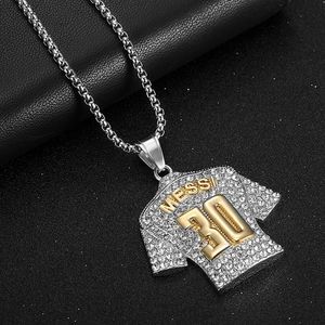Collier pendentif maillot de football Messi plaqué or, incrusté de diamants, numéro 30, unisexe, pour usage quotidien - Product Image 3