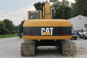 Excavadora Multifuncional Usada Original Americana Hyundai HX220HD con Motor Yanmar, Alta Eficiencia y Buen Engranaje de Bomba - Product Image 3