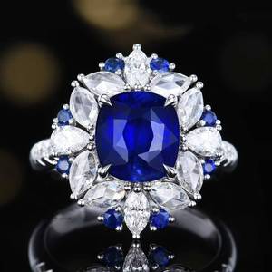 Bague saphir bleu royal pour femme, 3,78 ct, pierre précieuse naturelle du Sri Lanka, or 18 carats avec 34 grands diamants, 8 saphirs d'appoint, bijoux - Product Image 1