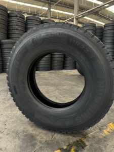 Neumático de Camión HUMSUNG 315/80R22.5, Modelo S09, Neumático Radial de Servicio Pesado para el Mercado Africano, Larga Distancia, Alta Carga, Resistente al Desgaste - Product Image 3