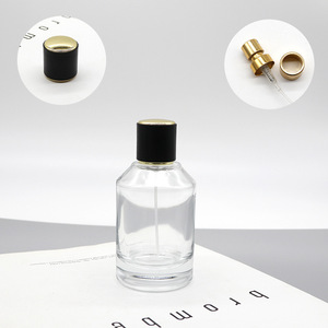 Bouteille de parfum en verre transparent haut de gamme de 50ml pour cosmétiques - Product Image 3