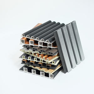 Pannello a parete wpc con venature del <span class=keywords><strong>legno</strong></span> decorativo <span class=keywords><strong>per</strong></span> <span class=keywords><strong>interni</strong></span> <span class=keywords><strong>in</strong></span> venature del <span class=keywords><strong>legno</strong></span> porta invisibile carta da parati - Product Image 3