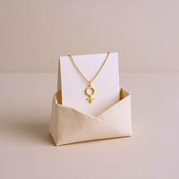 Collier symbole féminin en acier inoxydable plaqué or 18 carats Collier Vénus en cadeau pour elle