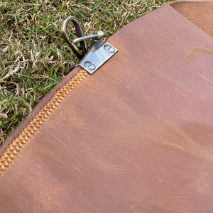 Sac à main pour femme Sac seau en cuir véritable avec bandoulière unique Design élégant et élégant en cuir de cheval carazy - Product Image 1