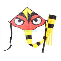 Prix d'usine Cerfs-volants répulsifs d'oiseaux, cerfs-volants faucon et aigle avec mât de drapeau, jouet en tissu, vente en gros, fabricant de cerfs-volants anti-oiseaux