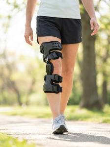 Rodillera Ortopédica Ajustable con Bisagra y Descarga Lateral <span class=keywords><strong>Medial</strong></span> para Alivio del <span class=keywords><strong>Dolor</strong></span> de Osteoartritis - Product Image 6