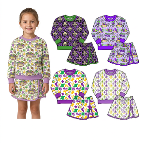 Ensemble 2 pièces personnalisé pour fillettes : haut à manches longues et jupe imprimées Mardi Gras – Vêtements de boutique pour le Mardi Gras - Product Image 1