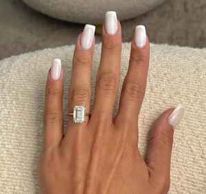 Bague de fiançailles plaquée or 14 carats la plus vendue 5CT taille émeraude diamant cultivé en laboratoire IGI certifiée E Color VS2 pour femmes 3.5GM - Product Image 4