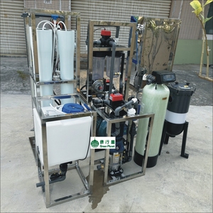 Planta <span class=keywords><strong>de</strong></span> Tratamiento <span class=keywords><strong>de</strong></span> <span class=keywords><strong>Agua</strong></span> Potable por Desalinización Green Planet, Sistema <span class=keywords><strong>de</strong></span> Ósmosis Inversa Industrial <span class=keywords><strong>de</strong></span> 10000 <span class=keywords><strong>Litros</strong></span> con Motor PLC para Purificación <span class=keywords><strong>de</strong></span> <span class=keywords><strong>Agua</strong></span> <span class=keywords><strong>de</strong></span> <span class=keywords><strong>Mar</strong></span> - Product Image 6