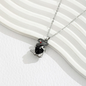 Collier pendentif cœur fantôme d'Halloween en argent, bijoux de fête sur le thème des dessins animés - Product Image 4