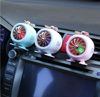 Nouveau mini diffuseur de parfum pour voiture en forme d'avion, désodorisant de voiture, clip de parfum pour grille d'aération, décoratif pour l'intérieur de la voiture