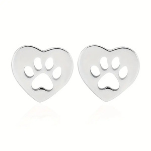 Orecchini a Perno con Impronta di Zampa di Gatto, Design Minimalista e Trendy, Gioielli da Donna alla Moda per Uso Quotidiano, Idea Regalo - Product Image 1
