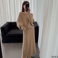 Ensemble pull ample à col roulé et manches chauve-souris décontracté pour femme avec jupe longue – Élégant et confortable pour l'automne et l'hiver