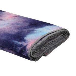 Toalla de Yoga Antideslizante de Microfibra, Lista para Enviar, con Logotipo Personalizado para Uso Deportivo - Product Image 2