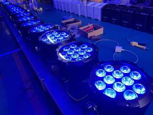 Focos LED Par Uplight Inalámbricos con Wifi DMX, Recargables, con Batería, RGBWAUV de 165W, 6 en 1, Resistentes al Agua IP33 - Product Image 6