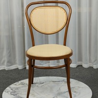 Chaise en rotin nordique rustique à dossier rond pour la lecture et les loisirs, idéale pour les maisons d'hôtes, cafés et hôtels, mobilier de maison