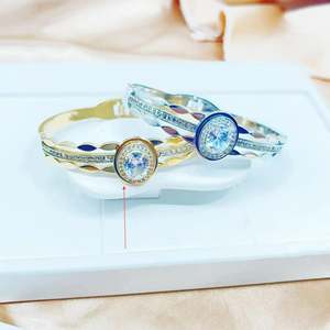 X-A816-E035G Crystal Bracelets & <b>Bangles</b> - Product Image 1
