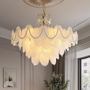 Lámpara de Techo Redonda Dorada de Estilo Francés Minimalista, LED E27 con Interruptor, Cuidado de la Vista, para Dormitorio y Sala de Estar - Product Image 1