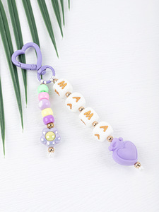 Porte-clés en silicone perlé MAMA en gros, breloque de <span class=keywords><strong>sac</strong></span> cœur couleur pastel, accessoires de fête des Mères en vrac pour la revente - Product Image 6