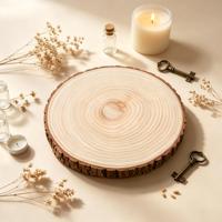 Tranches de bois rondes naturelles avec bord de peau d'arbre pour l'artisanat DIY, la décoration de mariage et les décorations de table
