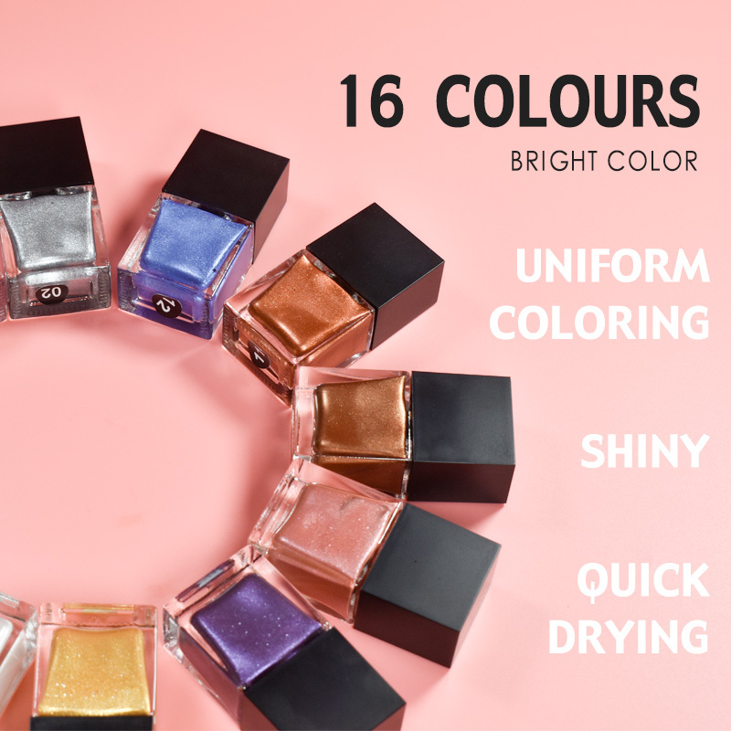 Weightless Matte Finish Compact Powder Natural