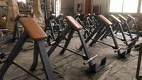 Máquina de entrenamiento de fuerza para la parte superior del cuerpo, modelo MRD-B1061, comercial, con barra en T, para gimnasio.