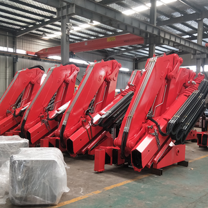 Grue à flèche hydraulique FUMAN de 10 tonnes montée sur camion pour la manutention industrielle - Product Image 1