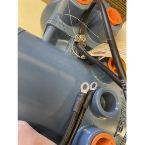 Débitmètre magnétique à montage sur site Rosemounts 8732E 8732ESR1A1N0M4DTB6 - Product Image 4