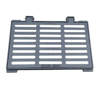 EN124-2 en fonte ductile Classe D400 Side Road utilisé drain pluvial en fonte Grille carrée avec cadre peinture noire Grille