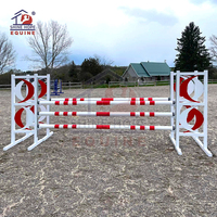 Structure de saut d'obstacles extérieure, équipement de saut d'obstacles pour concours hippique, obstacles de concours pas chers à vendre