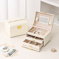 Boîte à bijoux en cuir PU à trois couches, étui de rangement portable verrouillable, grande capacité, organisateur pour boucles d'oreilles, bagues, colliers