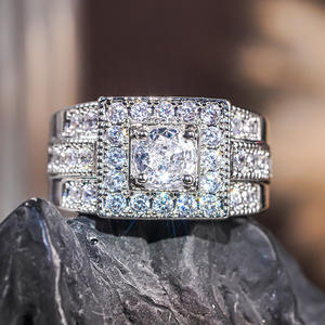 Bague en or blanc avec diamant taille princesse, pierre centrale en diamant naturel couleur D, pour femme, idéale pour les fiançailles - Product Image 3