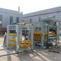 Machine à mouler des blocs de béton hydraulique QT4-15 pour la production de pavés