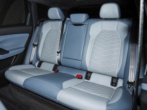 Vente flash Véhicule à énergie nouvelle audi Q6L E-tron 2026 Première édition Version de pointe SUV 5 portes 5 places pour les trajets quotidiens et les sorties en famille - Product Image 6