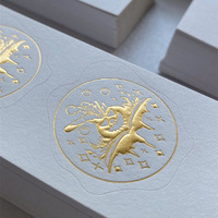 Etiquettes d'emballage de luxe d'usine Autocollant en relief Etiquette d'impression personnalisée de luxe en feuille d'or personnalisée