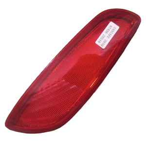 Reflector de Parachoques Trasero XZT 92408-2B510 Para Hyundai Santa Fe 2010 Lente Roja - Product Image 1