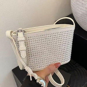 Sparkling Diamond Decor Bucket Bag Bolso de mano y bandolera de cuero PU para mujer - Product Image 4