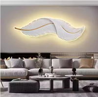 Appliques murales modernes de 90 cm avec motif plume, lampes murales LED d'intérieur, projet hôtelier et villa, résine décorative de haute qualité pour la maison