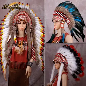 Accessoires de cosplay Chapeau de chef indien de style long avec plumes teintées Costume de carnaval Chapeaux de fête pour enfants et adultes