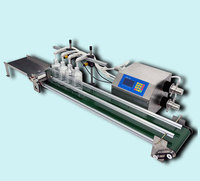 Machine de Remplissage de Liquides Semi-Automatique à 4 Buses avec Convoyeur, 500 ml, pour Bouteilles en Verre, PET et Sachets, Idéale Petite Production d'Eau, Cosmétiques, Produits Chimiques