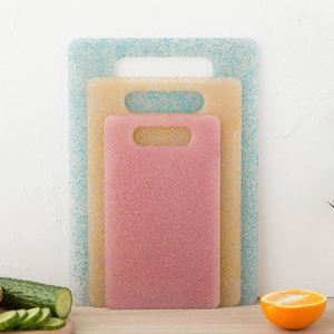 Planches à découper de cuisine personnalisées avec logo, ensemble de 3 planches à découper en plastique PP blanc - Product Image 4