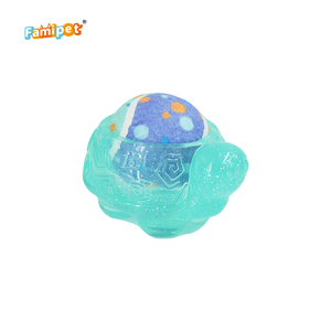 Famipet Fabricant Grossiste Nouveau Jouet pour Chien 2 en 1 en TPR, Design Tortue de Tennis, Durable et Indestructible, Jouet à Mâcher pour Chiens - Product Image 5