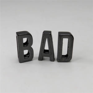 डोंग गुआन सामान के लिए 26 अक्षर जिंक मिश्र धातु ए टू जेड धातु फैक्टरी थोक जलरोधक सोना धातु पत्र के बैग के लिए - Product Image 5