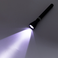 Lampe torche LED rechargeable Everstar, haute luminosité, corps en aluminium, avec charge USB, longue portée, style tactique pour une utilisation en extérieur