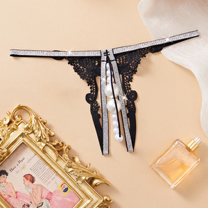 Tanga de Encaje Negro para Mujer Ding Zhi Mei con Cuentas de Perlas, Ropa Interior Sexy - Product Image 2