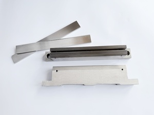 Mâchoires d'étanchéité verticales personnalisées Couteau <span class=keywords><strong>Cutter</strong></span> pour machine d'emballage pour les joints et autres pièces de machines - Product Image 2