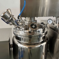 Homogénéisateur sous vide 30L 50L 100L, mélangeur sous vide à surface solide, machine à émulsionner pour la fabrication de crème pour le visage